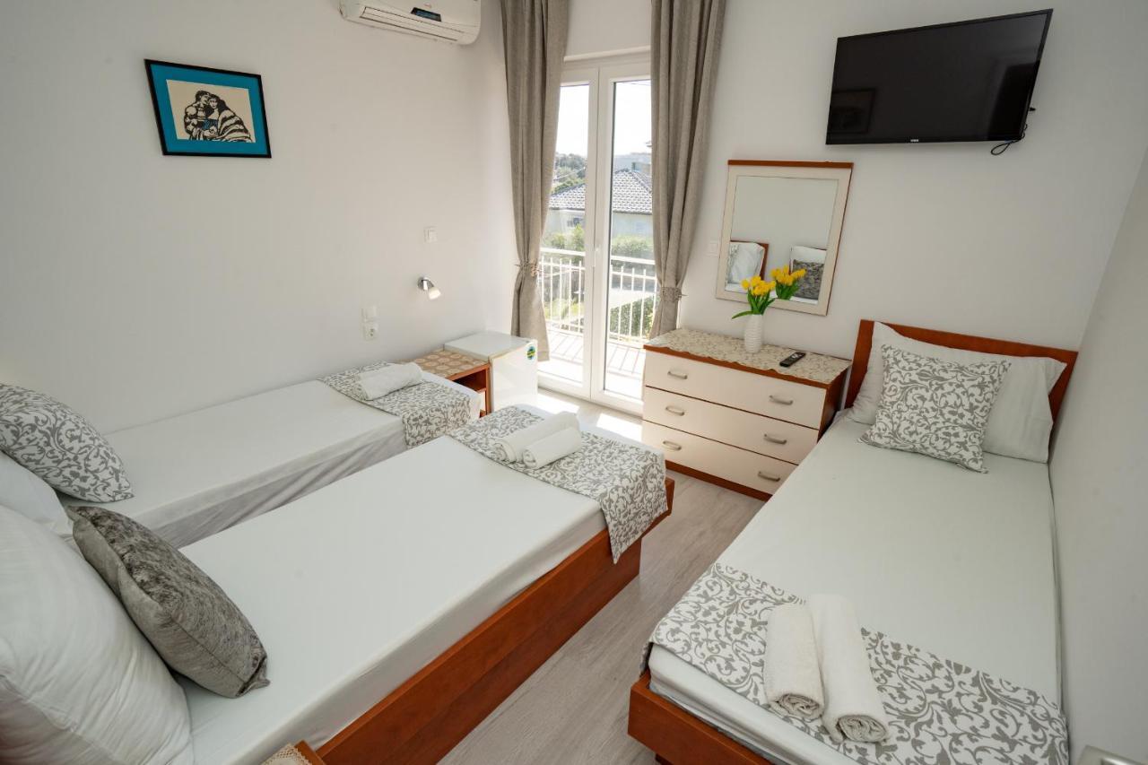 Rooms Magnolia With Pool Novalja Exteriér fotografie